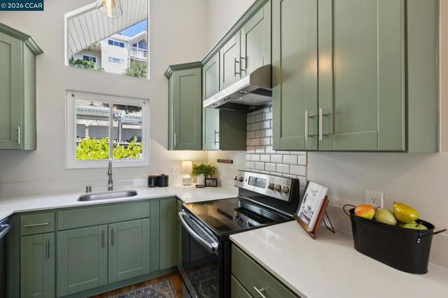 124 Ascot Ct B, Moraga, CA 94556