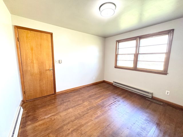 1312 Rocky Ford Road, Columbus, IN 47203