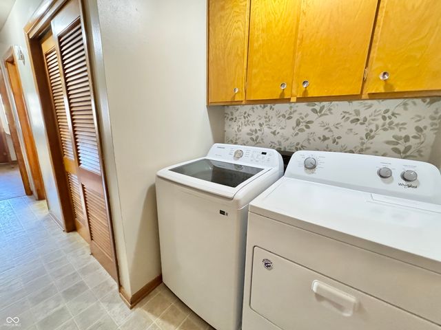 1312 Rocky Ford Road, Columbus, IN 47203