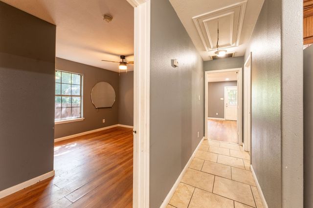 1502 Adelaide Drive, Dallas, TX 75216