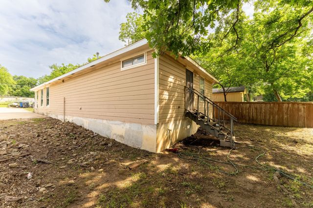 1502 Adelaide Drive, Dallas, TX 75216