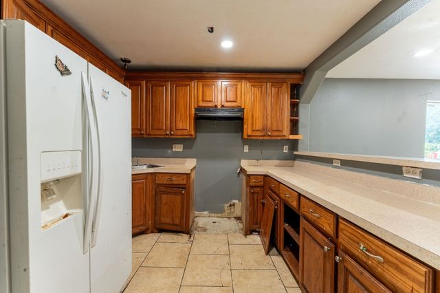 1502 Adelaide Drive, Dallas, TX 75216