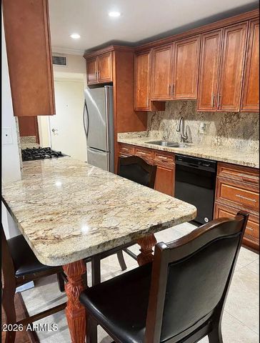 6767 N 7TH Street 221, Phoenix, AZ 85014