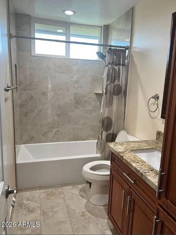 6767 N 7TH Street 221, Phoenix, AZ 85014