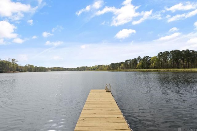 10304 Paradise Ln, St Francisville, LA 70775