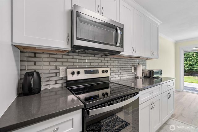 2822 Garden Court #B, Steilacoom, WA 98388