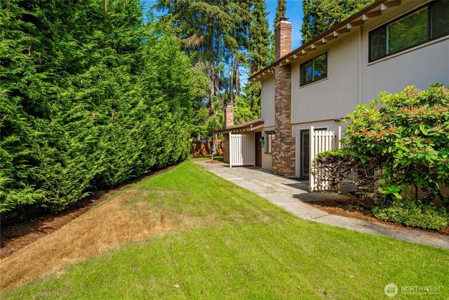 2822 Garden Court #B, Steilacoom, WA 98388