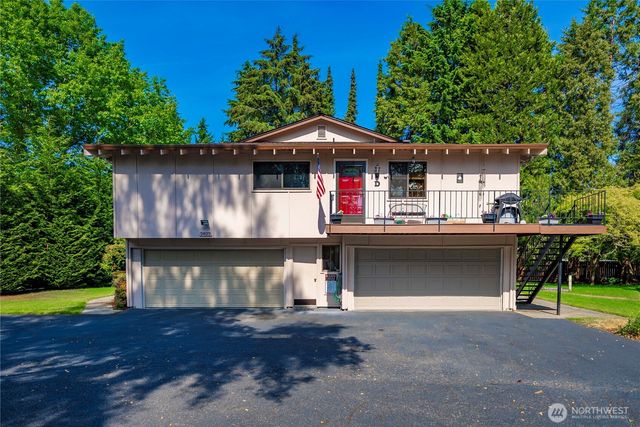 2822 Garden Court #B, Steilacoom, WA 98388