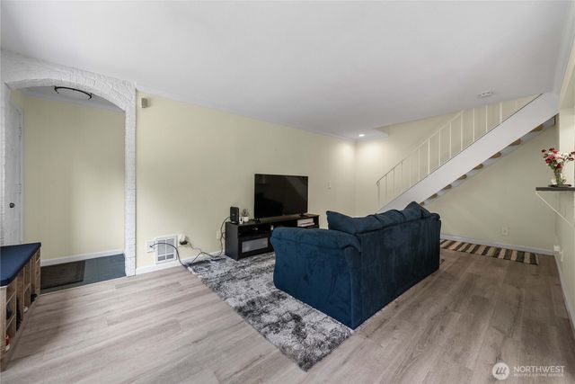2822 Garden Court #B, Steilacoom, WA 98388
