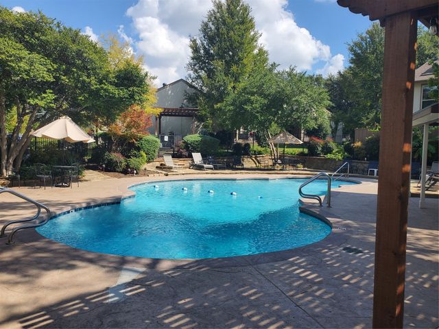 6434 Southpoint Drive, Dallas, TX 75248