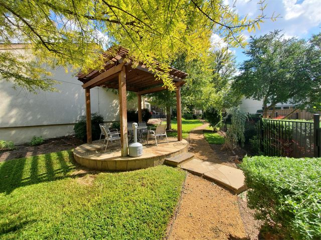 6434 Southpoint Drive, Dallas, TX 75248
