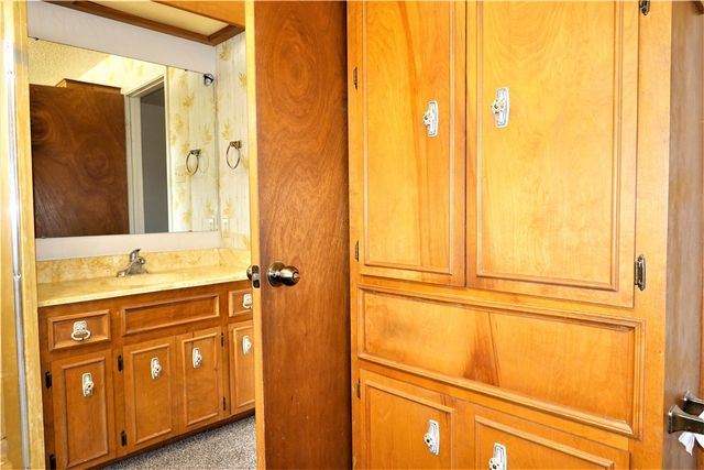 2202 Aspen Dr, Portland, TX 78374