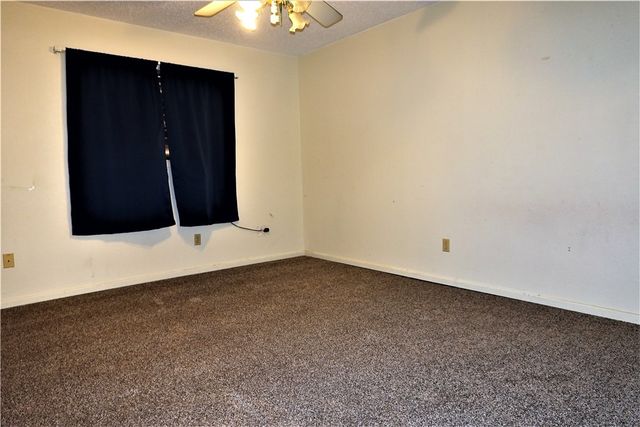 2202 Aspen Dr, Portland, TX 78374