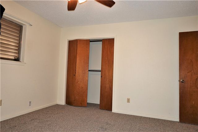 2202 Aspen Dr, Portland, TX 78374