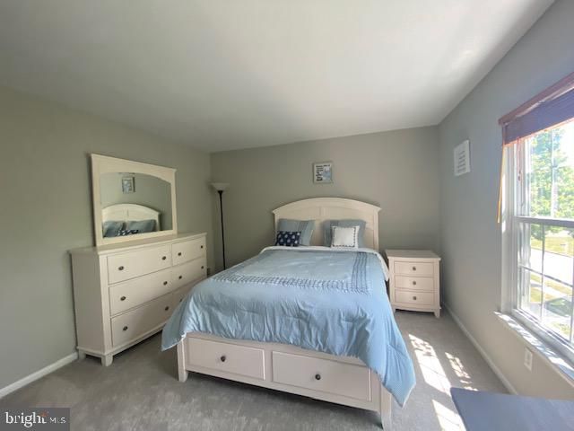 6 WYCKOFF DR, Pennington, NJ 08534