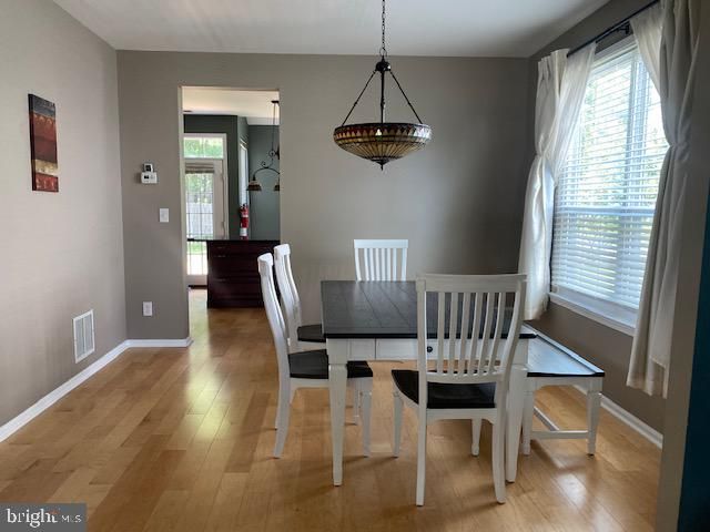 6 WYCKOFF DR, Pennington, NJ 08534