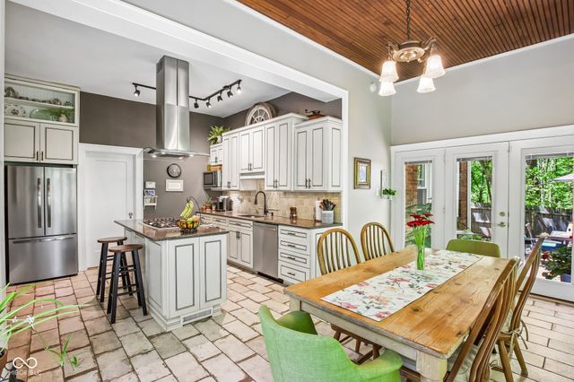 8744 W 86th Street, Indianapolis, IN 46278