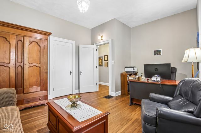 8744 W 86th Street, Indianapolis, IN 46278