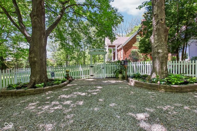 8744 W 86th Street, Indianapolis, IN 46278