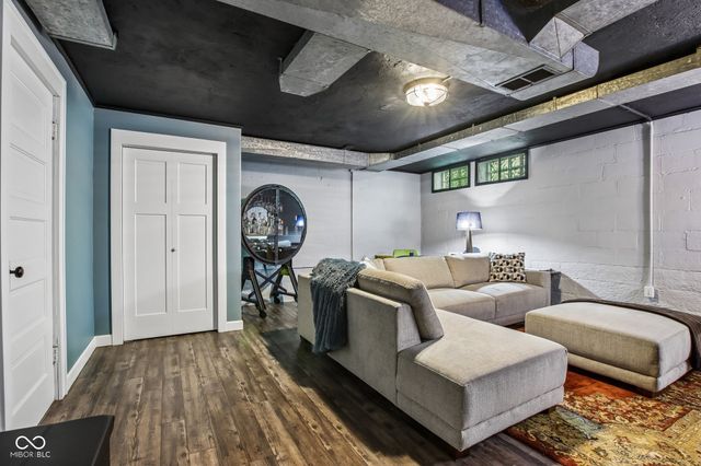 8744 W 86th Street, Indianapolis, IN 46278