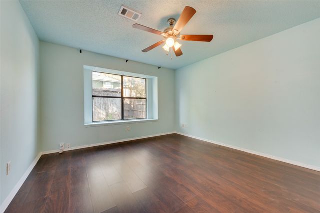 6506 Topaz Drive, Arlington, TX 76001