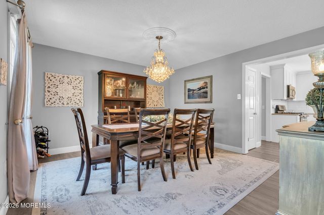 6 Harvest Court, Jackson, NJ 08527