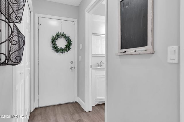 6 Harvest Court, Jackson, NJ 08527