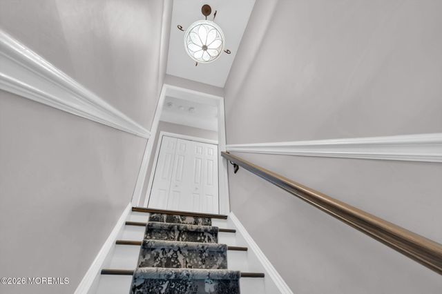6 Harvest Court, Jackson, NJ 08527