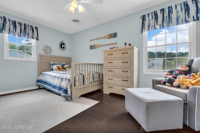 6 Harvest Court, Jackson, NJ 08527