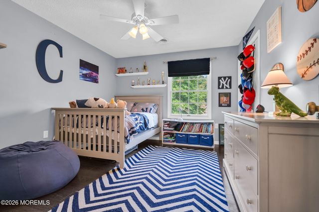 6 Harvest Court, Jackson, NJ 08527