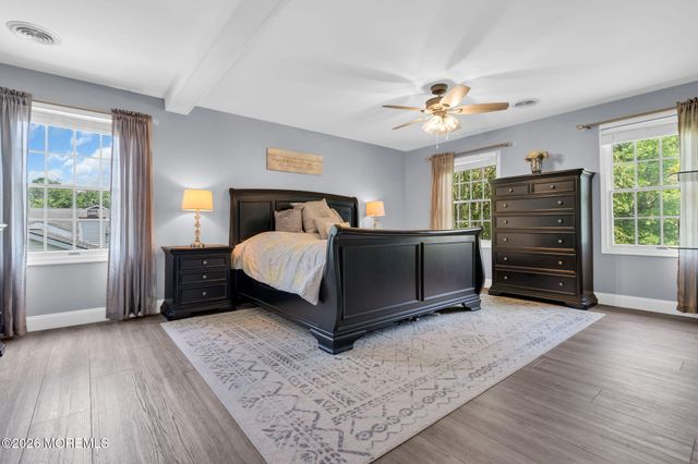 6 Harvest Court, Jackson, NJ 08527