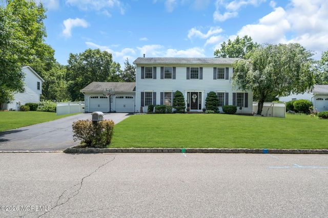 6 Harvest Court, Jackson, NJ 08527