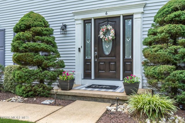 6 Harvest Court, Jackson, NJ 08527