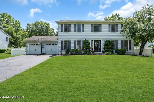 6 Harvest Court, Jackson, NJ 08527