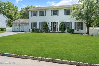 6 Harvest Court, Jackson, NJ 08527