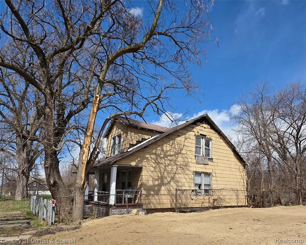 13938 Lumpkin Street, Hamtramck, MI 48212