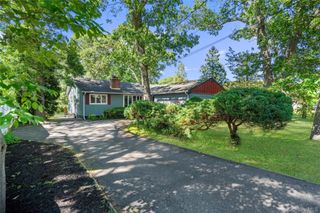 13 Simon Avenue, Centereach, NY 11720