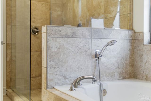 16264 Atoll Dr, Pensacola, FL 32507