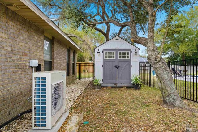 16264 Atoll Dr, Pensacola, FL 32507