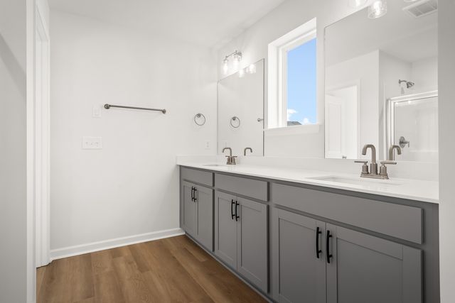 2128 Cheltenham Place, Columbia, TN 38401