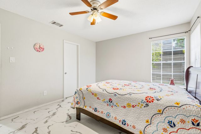 10126 Pebblestone, San Antonio, TX 78250