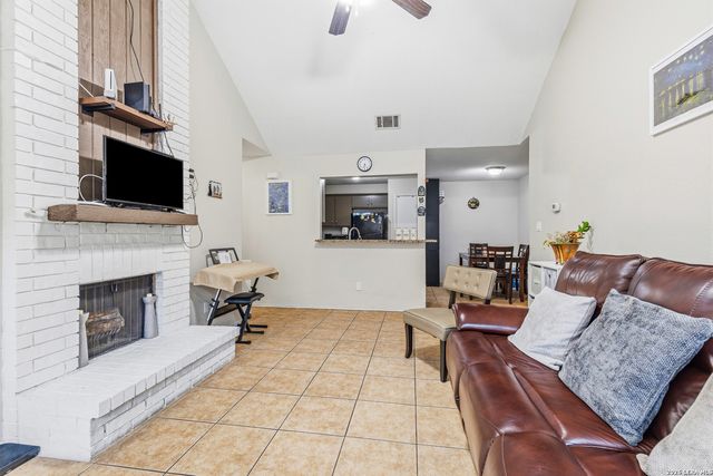 10126 Pebblestone, San Antonio, TX 78250