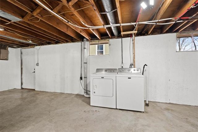 9052 E 59th Street, Raytown, MO 64133