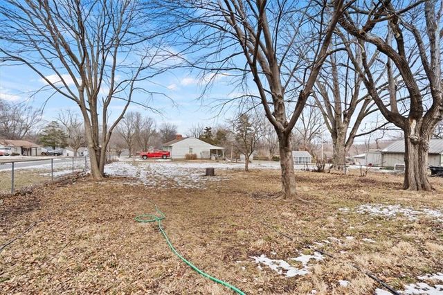 9052 E 59th Street, Raytown, MO 64133