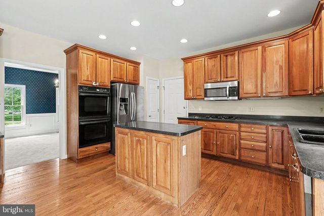 14 ROYAL DRIVE, Carlisle, PA 17015