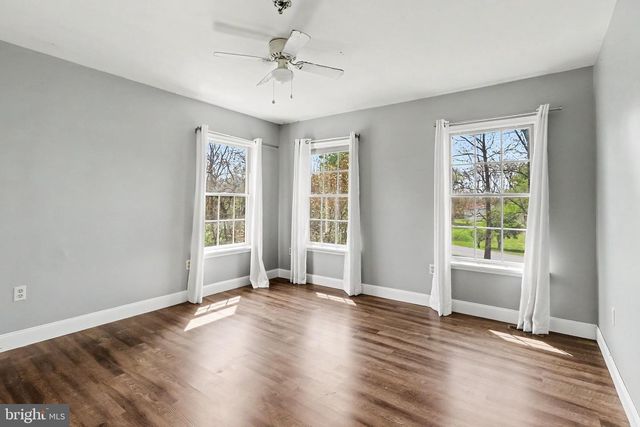 14 ROYAL DRIVE, Carlisle, PA 17015