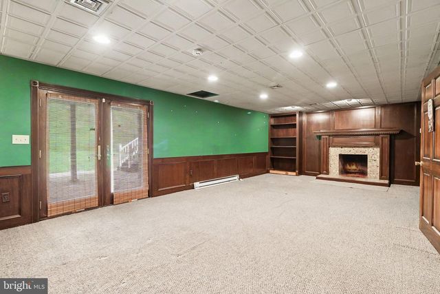 14 ROYAL DRIVE, Carlisle, PA 17015