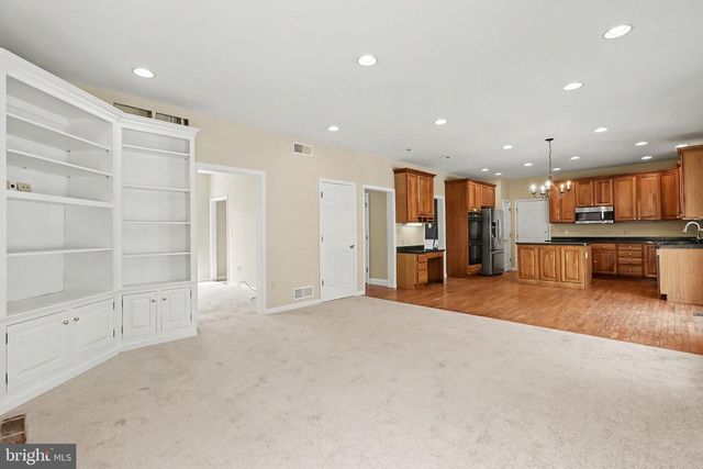 14 ROYAL DRIVE, Carlisle, PA 17015