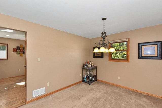 18525 Pleasant STREET, Brookfield, WI 53045