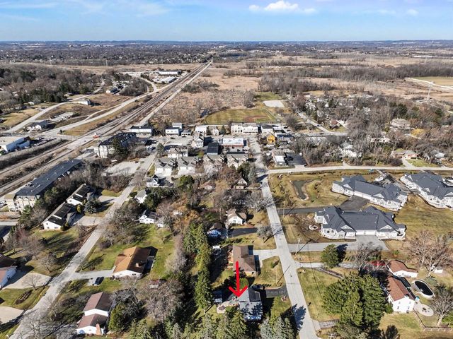 18525 Pleasant STREET, Brookfield, WI 53045